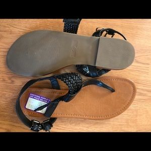 Mia black sandals never worn